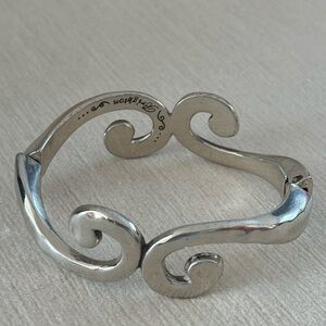 Vintage BRIGHTON scroll silver plated, hinged bangle